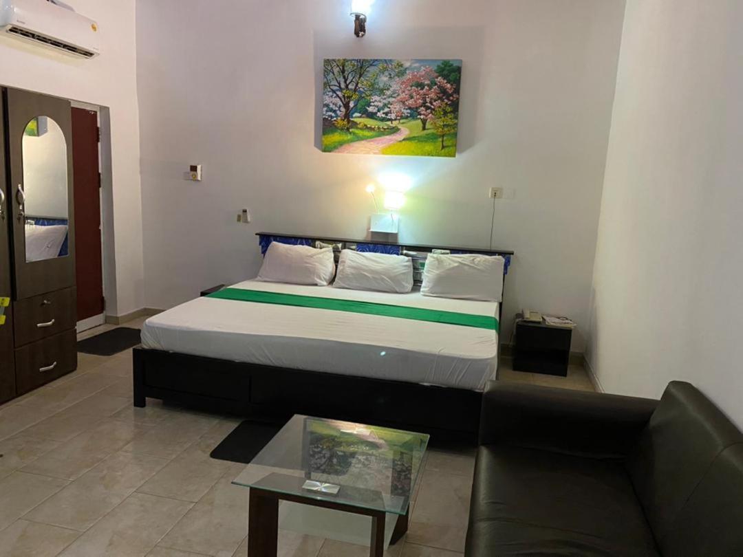 Hgl Guest House East Legon Eksteriør bilde
