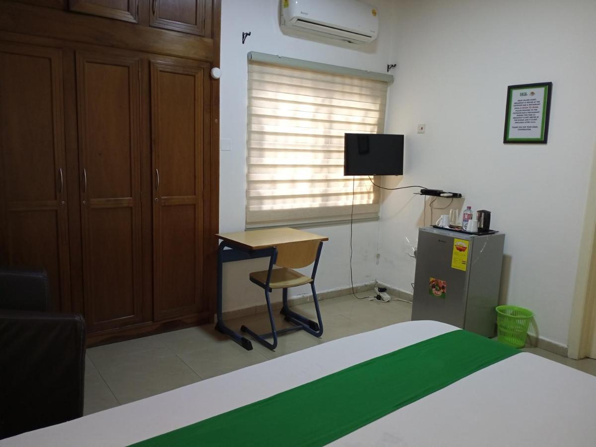 Hgl Guest House East Legon Eksteriør bilde
